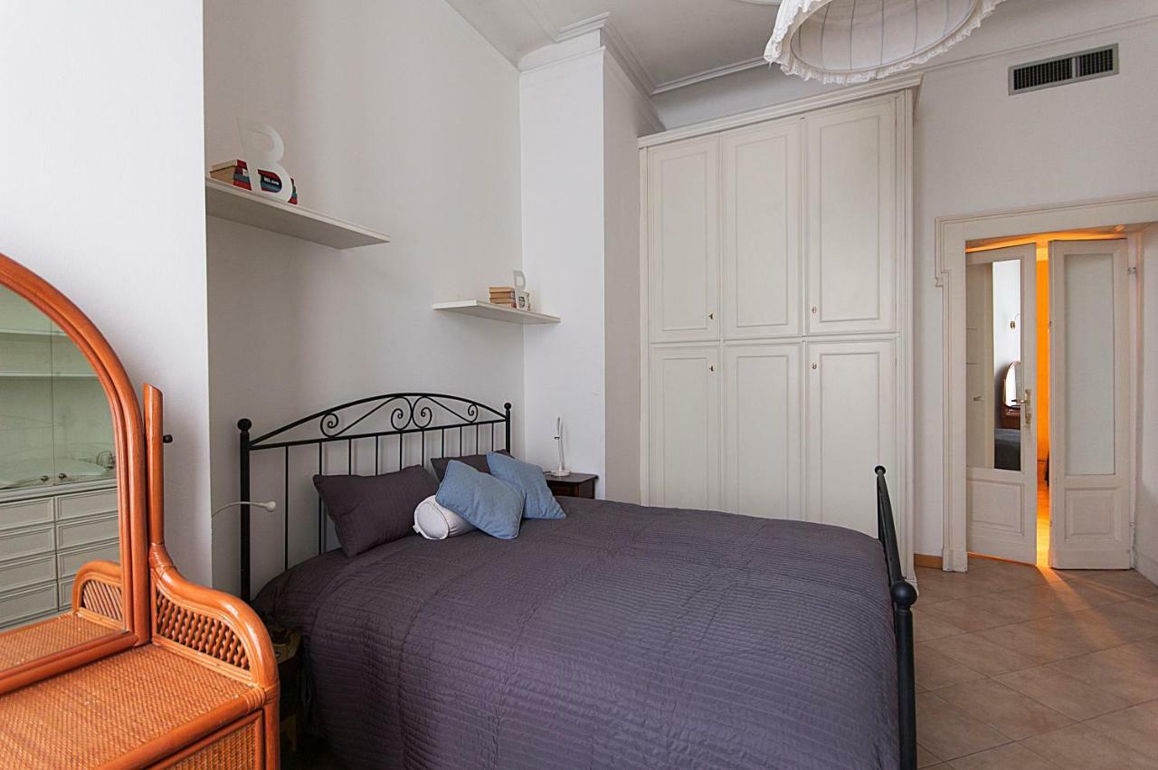 Elegant Apartment In Sant'Ambrogio Milan Bagian luar foto