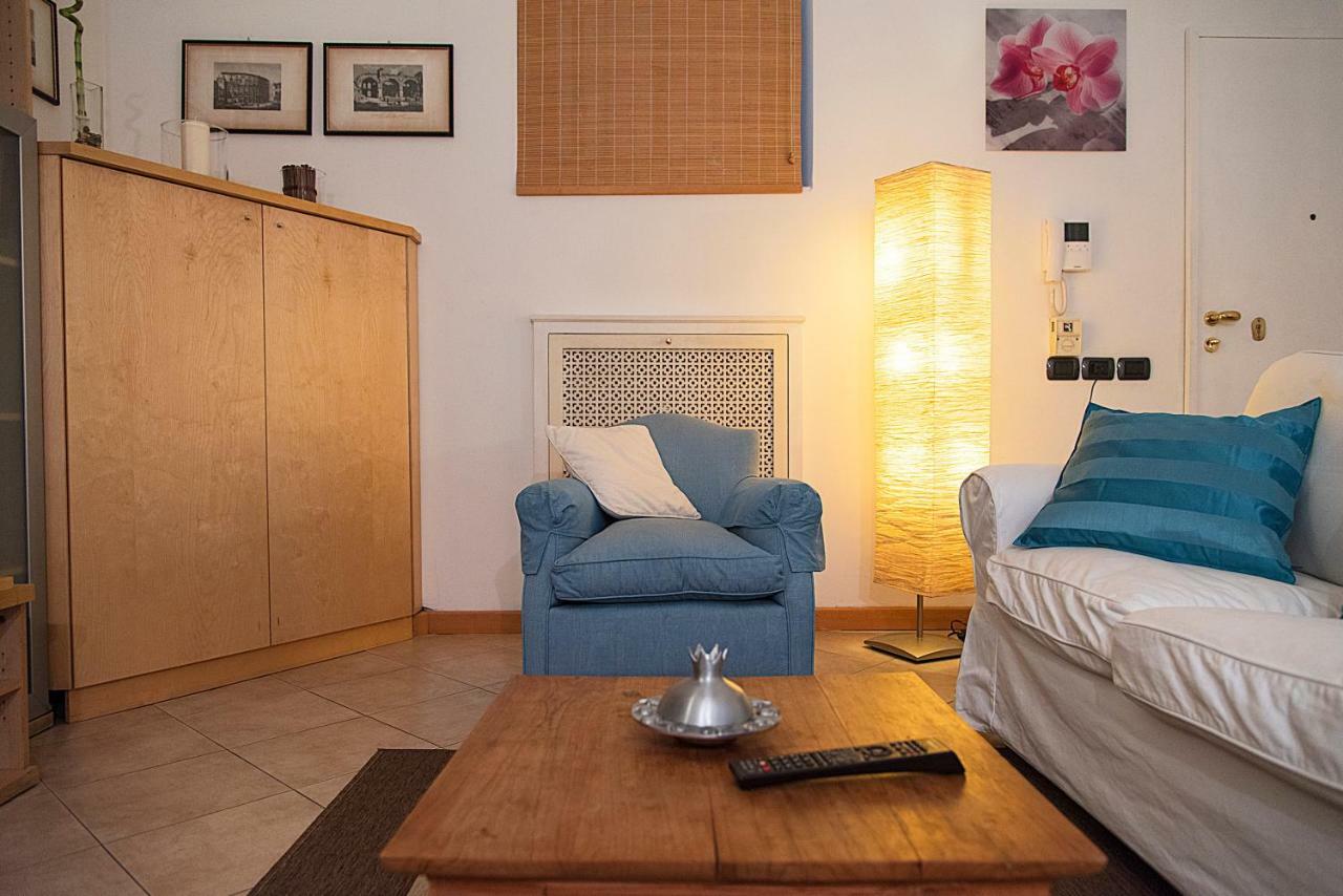 Elegant Apartment In Sant'Ambrogio Milan Bagian luar foto